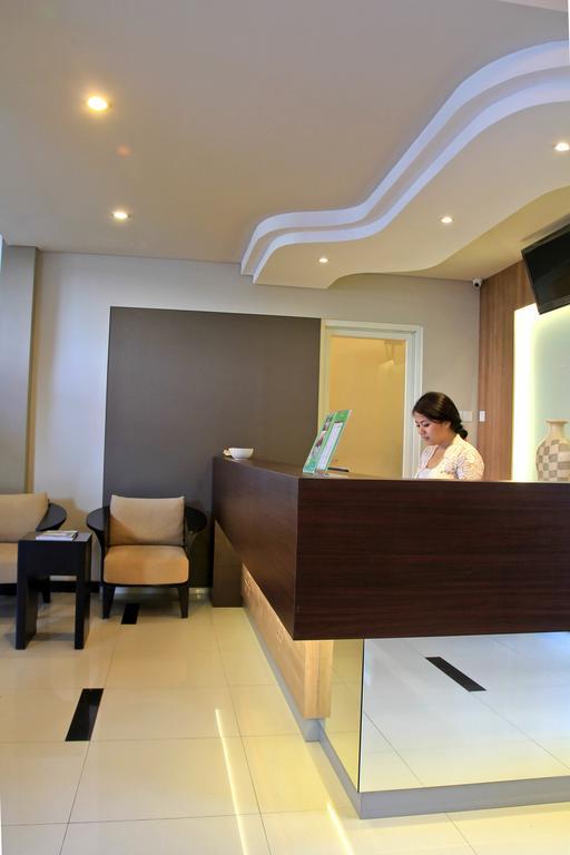 登巴萨客选酒店 丹帕沙 外观 照片